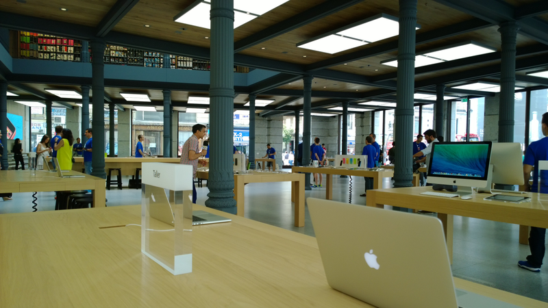 Illustration for article titled Así es el nuevo Apple Store de la Puerta del Sol de Madrid